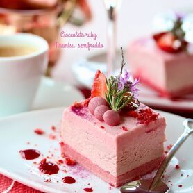 ルビーチョコティラミスのセミフレッド