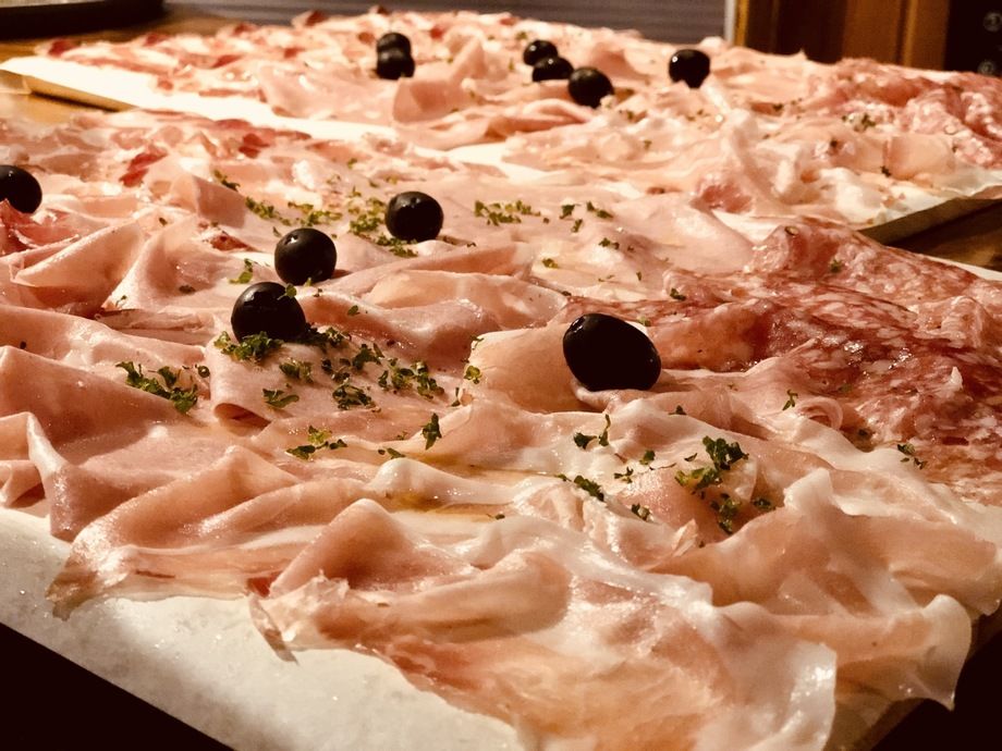 生ハムてんこ盛り