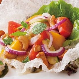 海老とアボカドのトロピカルサラダ