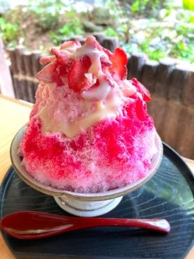 いちごミルクかき氷