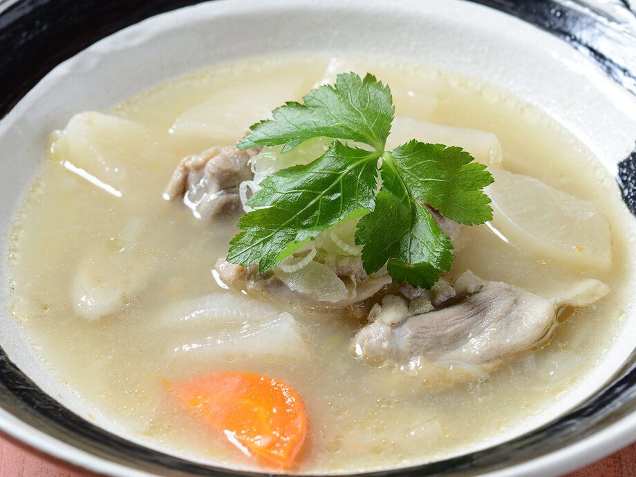 【鶏肉逸品】くら田の鶏塩煮込み