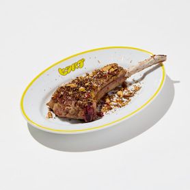 最高級ラムチョップの鉄板焼き 1本 Premium Lamb Chop Teppanyaki (1 piece)　