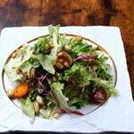 西洋野菜と森の実サラダ