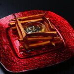 さつま芋のフリット　黒ゴマハニーマヨネーズ