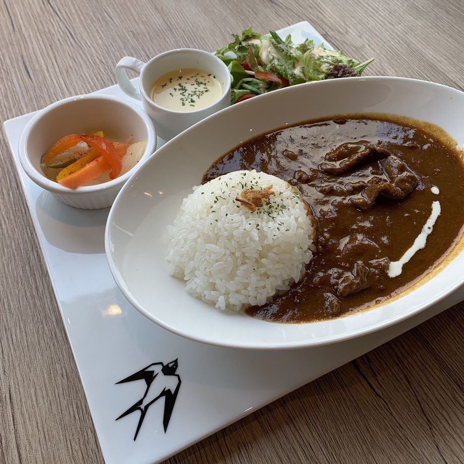 旨味凝縮　焙煎カレー（800円）