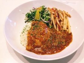 ミートピラフ(サラダ付)