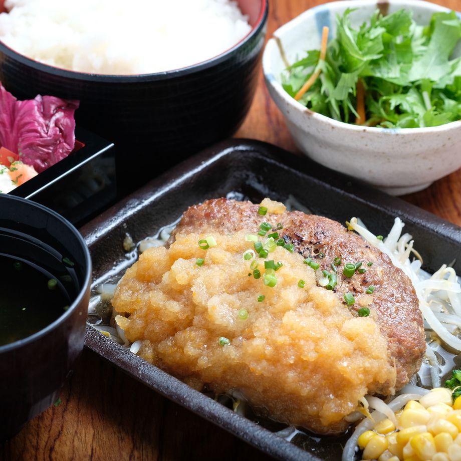 鉄板！ハンバーグステーキ定食
