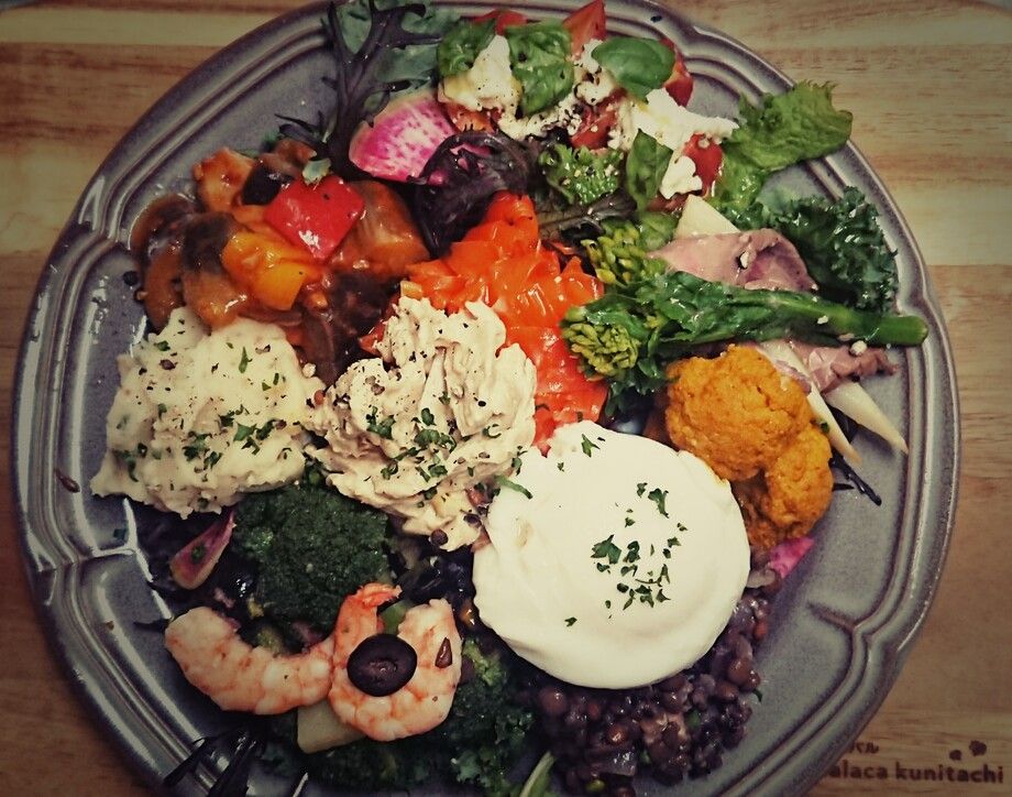 タパスのっけ盛サラダ