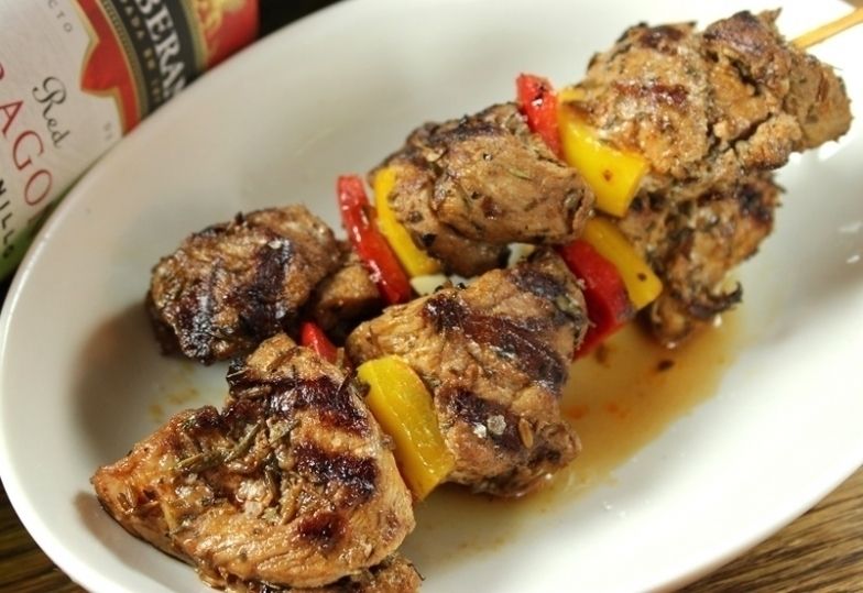 豚のモロッコ風のブロシェット（串焼き）