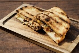 クワトロフォルマッジ「パニーニスタイル」