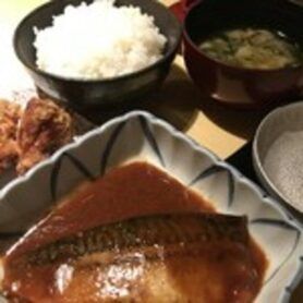 トロ真鯖の味噌煮込み鶏唐揚げ付き定食
