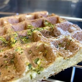 ◯ワッフルセット◯プレーンとピスタチオ☆ドリンク付き