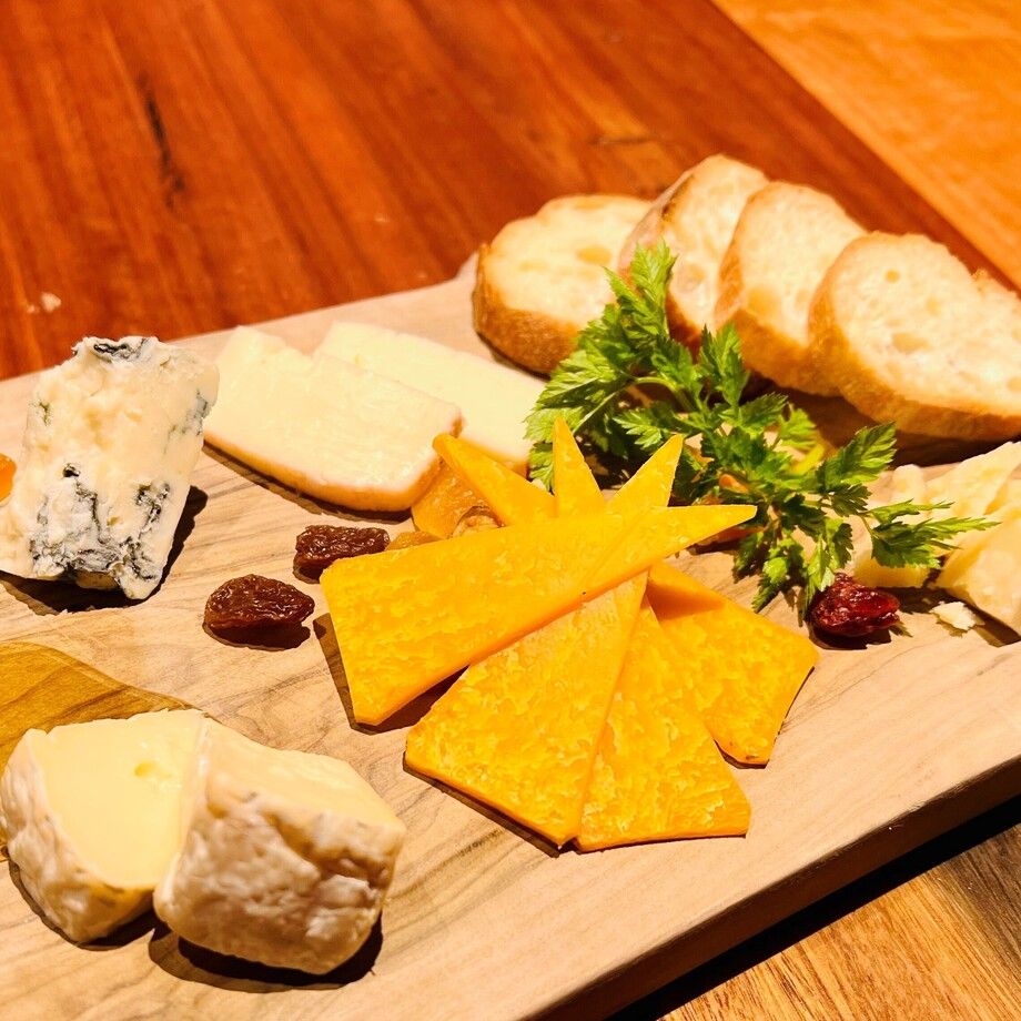 フォルマッジミスト ５種チーズの盛り合わせ