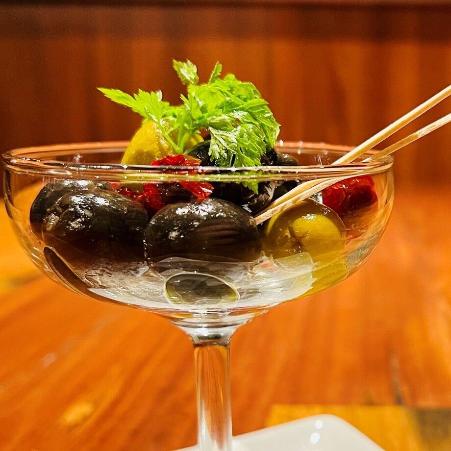 オリーブとセミドライトマト