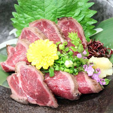 馬肉のタタキ