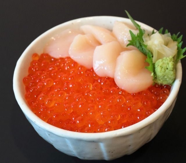 帆立いくら丼・お味噌汁付き