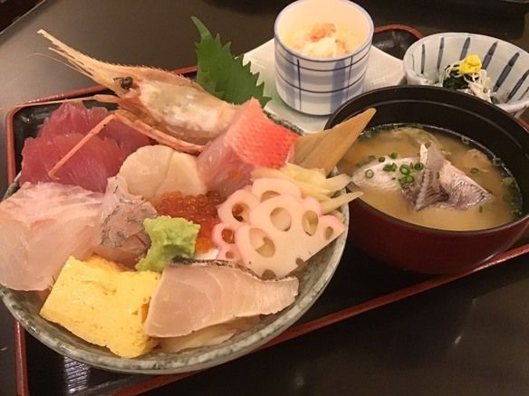 鳴門直送！海鮮丼