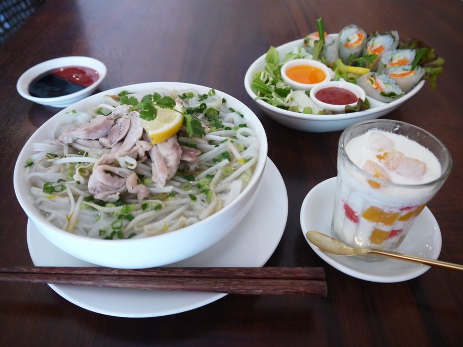 ランチ　ベトナムランチ（850円(税別)）