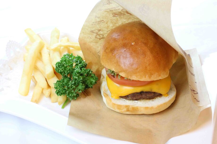 湯沢バーガー（チーズ/S）