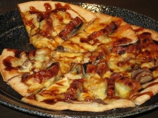 鰻ピザ