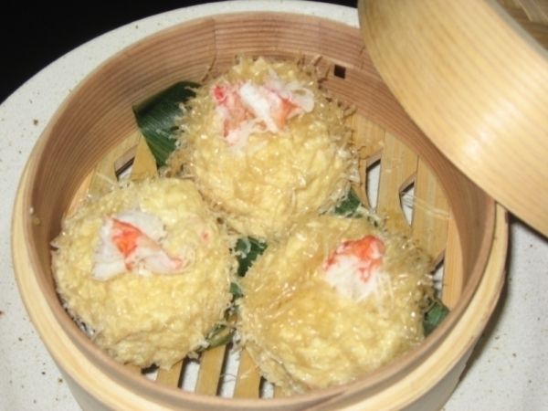 蟹と豆腐の湯葉シューマイ