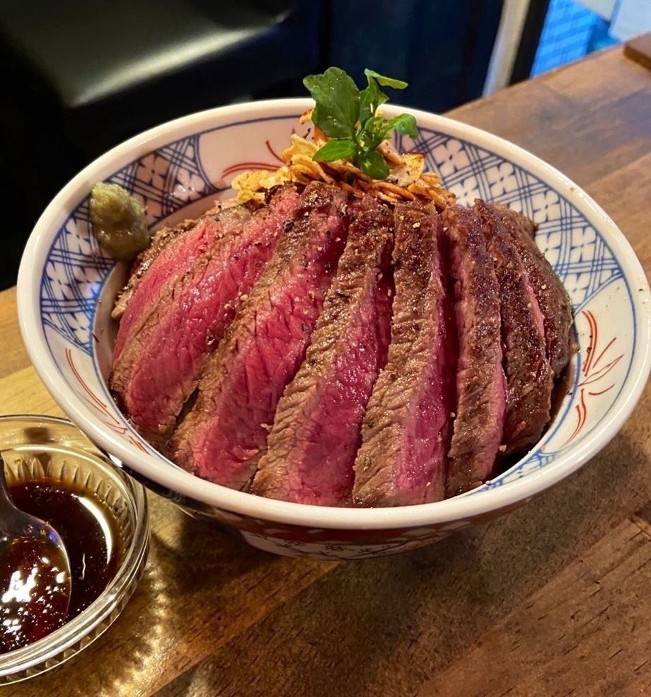 シカゴブルズステーキ丼