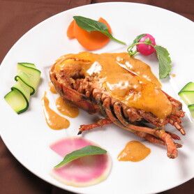  オマール海老のポワレ アメリケーヌソース