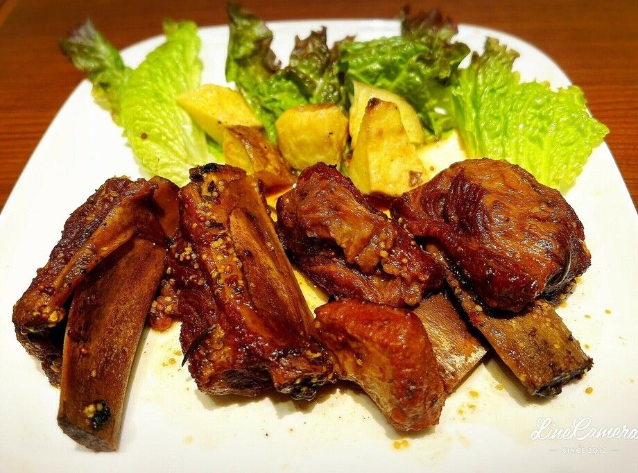 スペアリブハニーマスタード風味