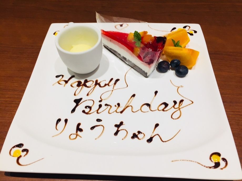 各種ケーキとデコプレート