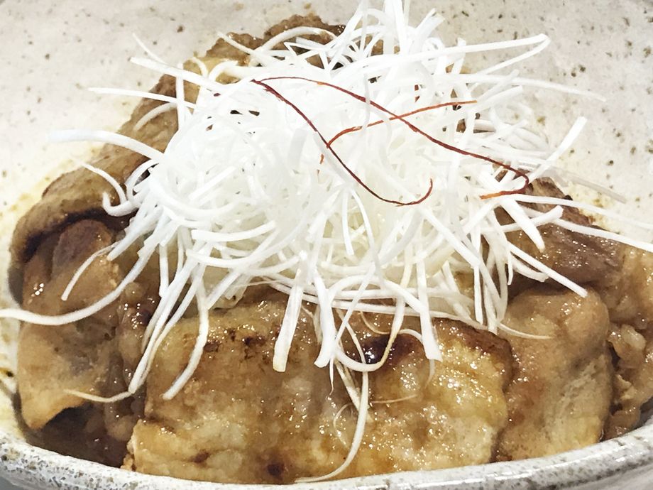 福来豚丼（ふくぶたどん）