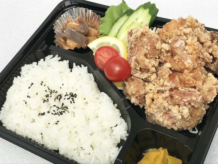 唐揚げ定食・唐揚げ弁当