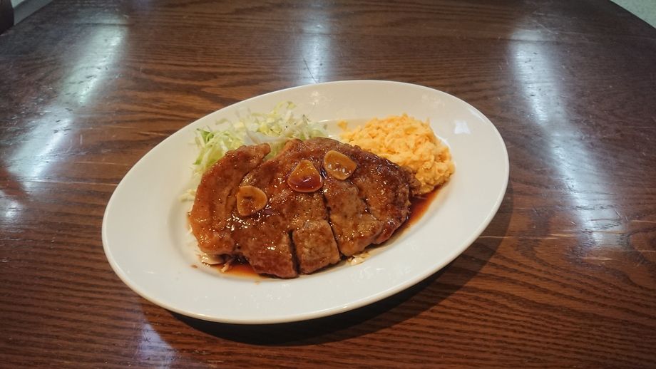 曜日限定ランチ　トンテキ