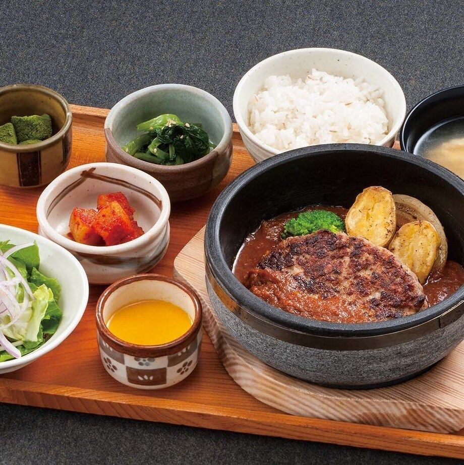  山形牛石焼ハンバーグセット