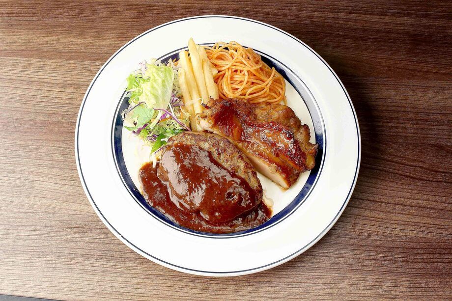 特選ハンバーグ&グリルチキン コンボランチ