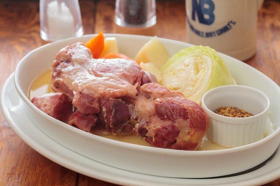 豚塩漬と野菜のおつまみアイスバイン