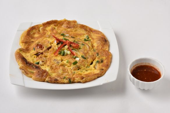 【炒め物・揚げ物】カイチアオ・ムーサップ（タイ風卵焼き）