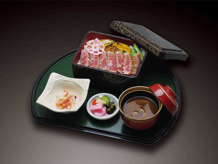 近江牛ロースステーキ重