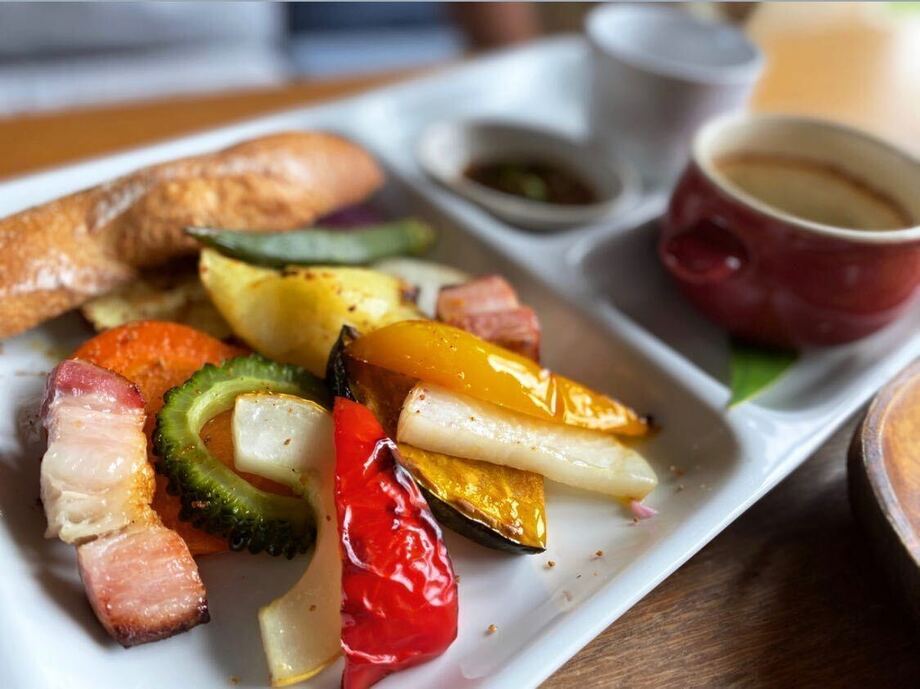 島野菜と島ベーコンのゴルゴンゾーラフォンデュ