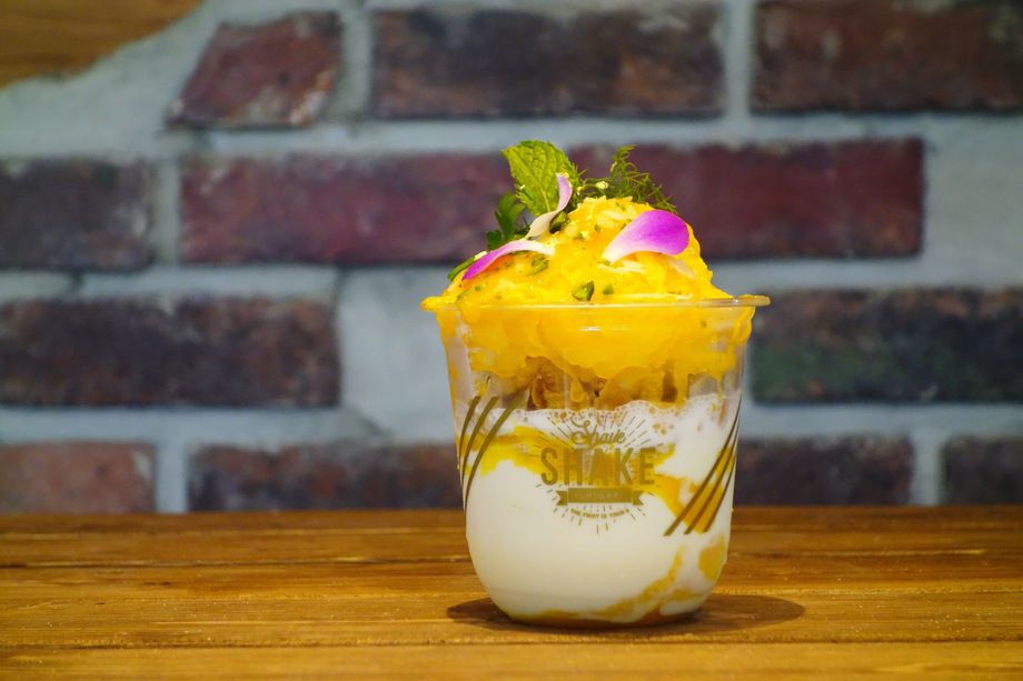 石垣島産 極みマンゴー シェイブシェイク（1000）