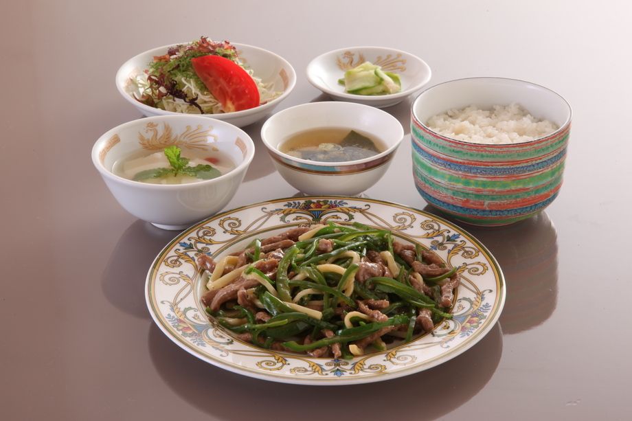 チンジャオロースセット