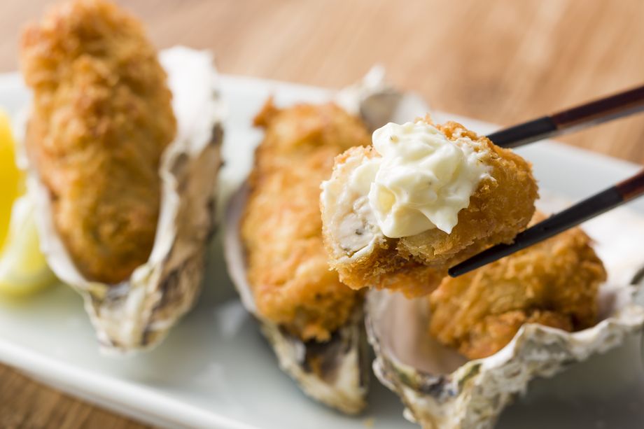 牡蠣フライ（3個 980円　5個　1,600円）