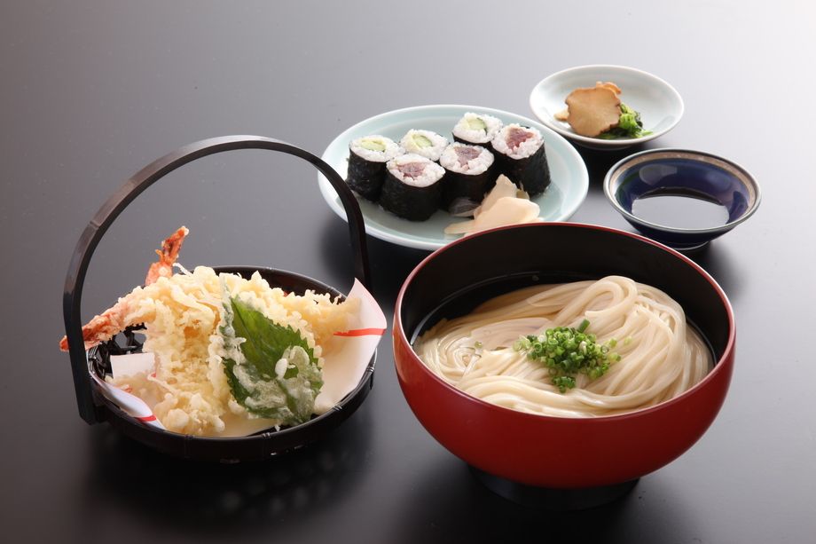 稲庭天ぷらうどん