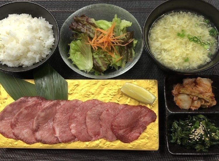 【国産和牛】 極上和牛タン定食（3,500円(税別)）