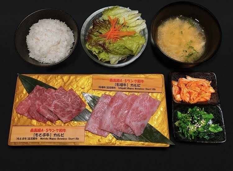 【A5等級】カルビ食べ比べ定食（3,300円(税別)）