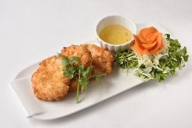 【炒め物・揚げ物】トードマンクン（海老のすり身揚げ）