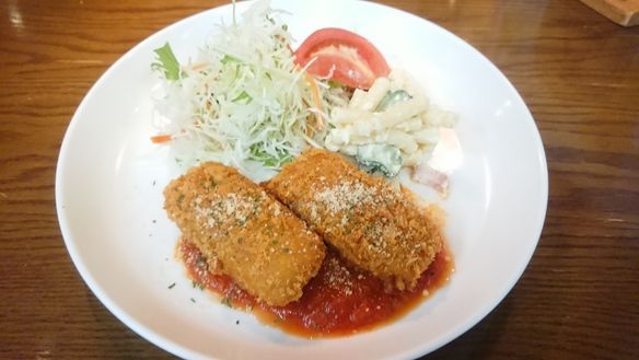 今月のランチ 蟹と帆立のクリームコロッケ