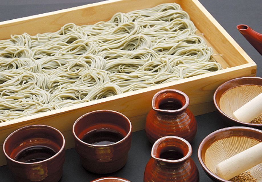 越後名物 へぎそば（写真は4人前です）