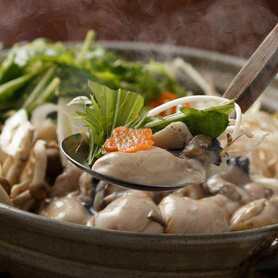 牡蠣鍋　酒粕味噌仕立て