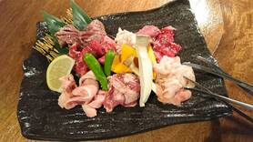 ホルモン盛り合わせ