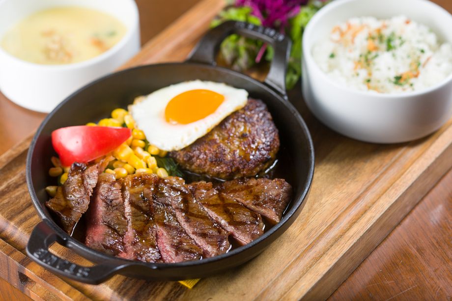 サーロインステーキ with　テリヤキハンバーグ 